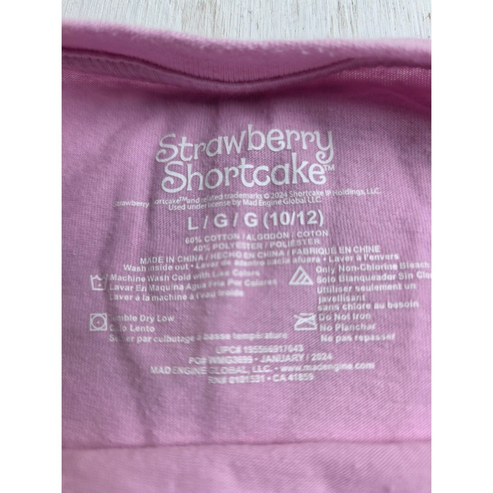 Strawberry Shortcake Pink Graphic T-Shirt Kids Large 10/12 Vintage Style Retro - Picture 2 of 5
